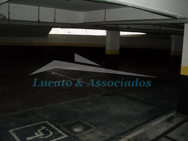 Apartamento para alugar com 2 quartos, 70m² - Foto 16