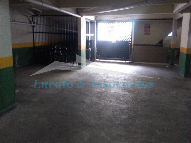 Apartamento para alugar com 2 quartos, 68m² - Foto 8