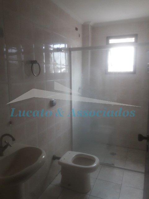 Apartamento para alugar com 2 quartos, 68m² - Foto 16