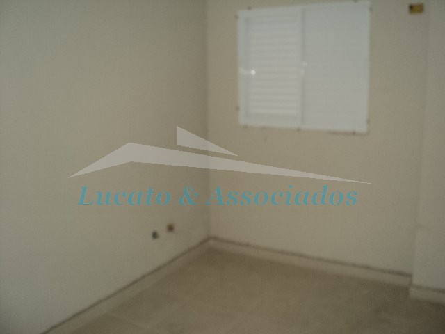 Apartamento à venda com 2 quartos, 70m² - Foto 11