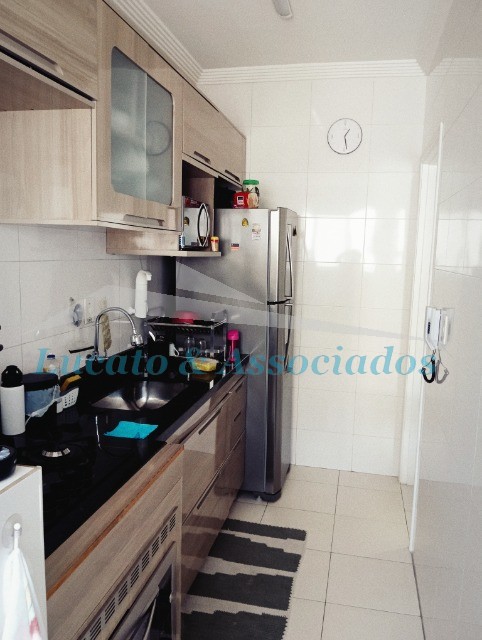 Apartamento à venda com 2 quartos, 63m² - Foto 10