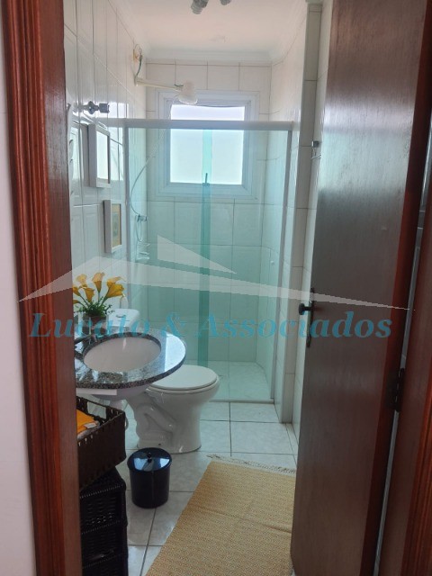 Apartamento à venda com 2 quartos, 67m² - Foto 11