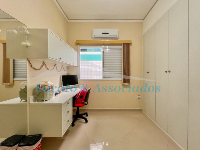 Casa à venda com 3 quartos, 112m² - Foto 24