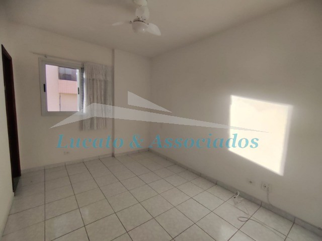 Apartamento à venda com 2 quartos, 67m² - Foto 18