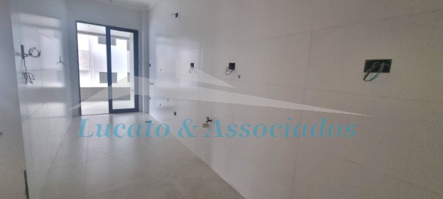 Apartamento à venda com 2 quartos, 69m² - Foto 5