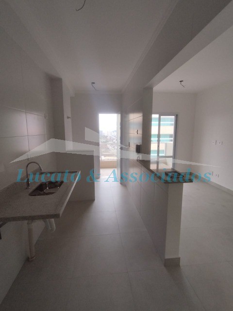 Apartamento à venda com 2 quartos, 62m² - Foto 13