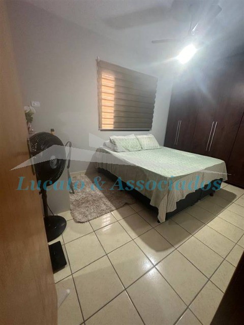 Apartamento à venda com 1 quarto, 38m² - Foto 11