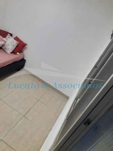 Apartamento à venda com 1 quarto, 40m² - Foto 13