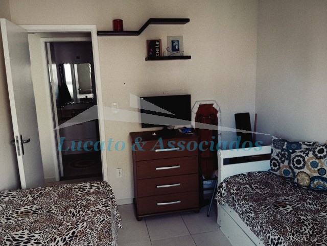 Apartamento à venda com 2 quartos, 63m² - Foto 15