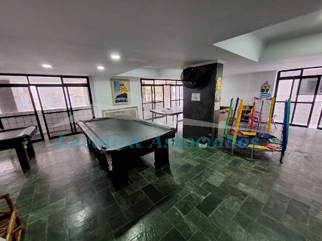 Apartamento à venda com 3 quartos, 143m² - Foto 12