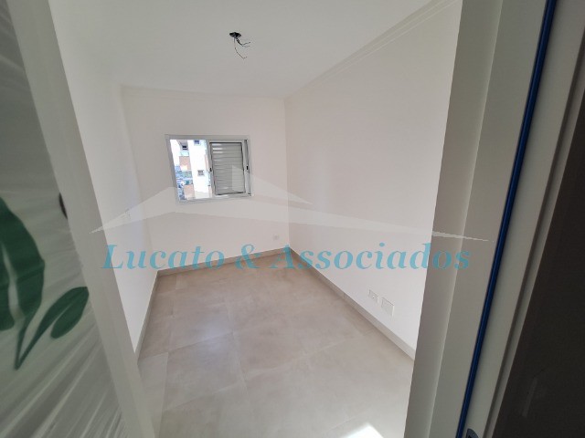 Apartamento à venda com 2 quartos, 62m² - Foto 17