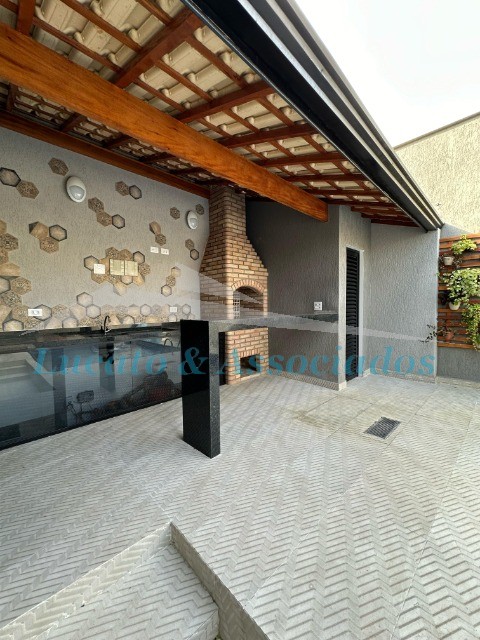 Casa à venda com 2 quartos, 54m² - Foto 11