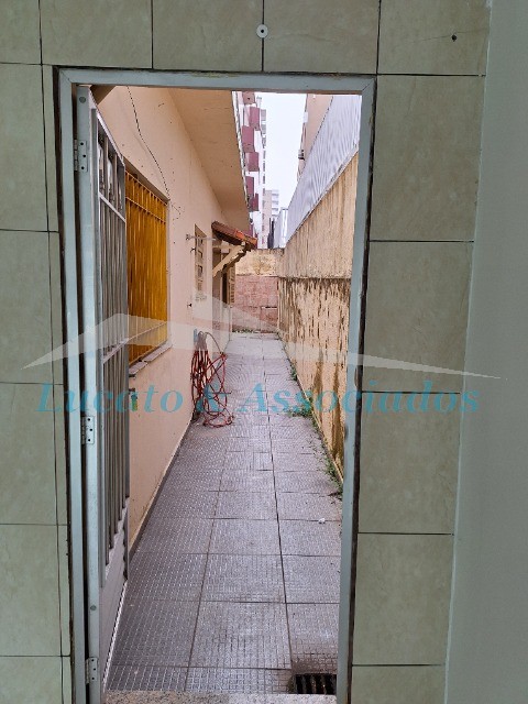 Prédio Inteiro para alugar com 2 quartos, 139m² - Foto 9