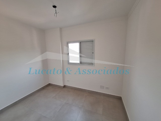 Apartamento à venda com 3 quartos, 81m² - Foto 18