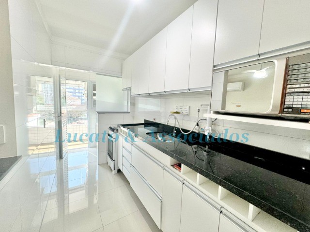 Apartamento à venda com 2 quartos, 68m² - Foto 17