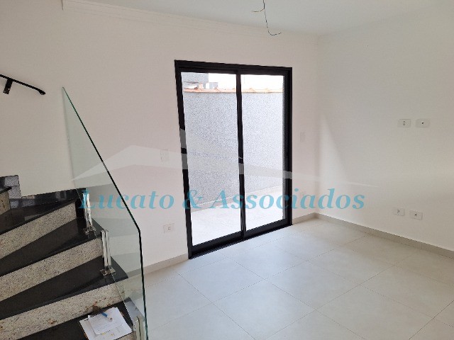 Sobrado à venda com 2 quartos, 86m² - Foto 2