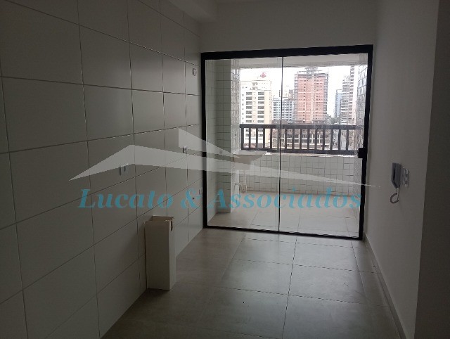 Apartamento à venda com 2 quartos, 82m² - Foto 17