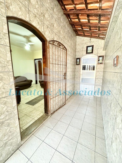 Casa à venda com 2 quartos, 90m² - Foto 12