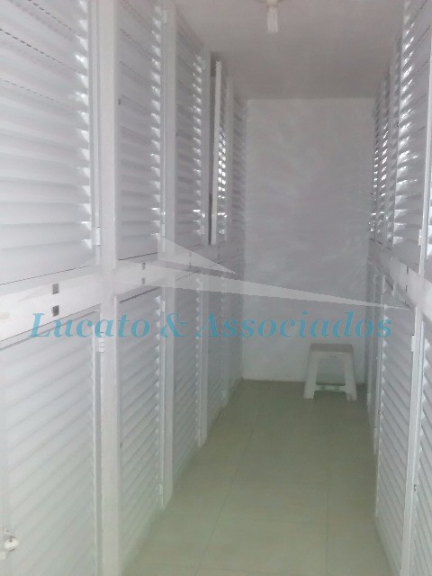 Apartamento à venda com 3 quartos, 140m² - Foto 4