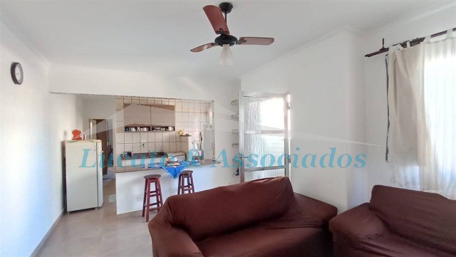 Apartamento à venda com 1 quarto, 50m² - Foto 2