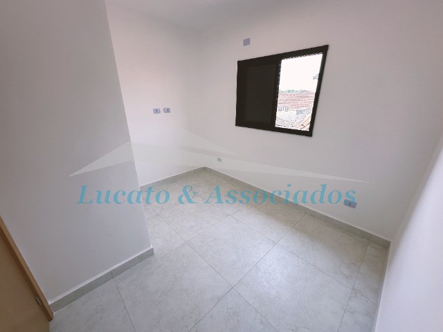 Casa à venda com 2 quartos, 60m² - Foto 25