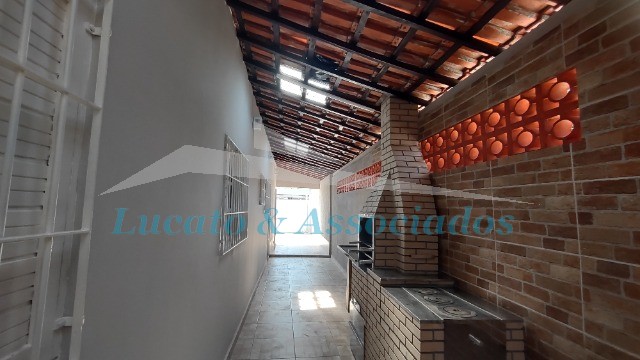 Casa à venda com 2 quartos, 107m² - Foto 9