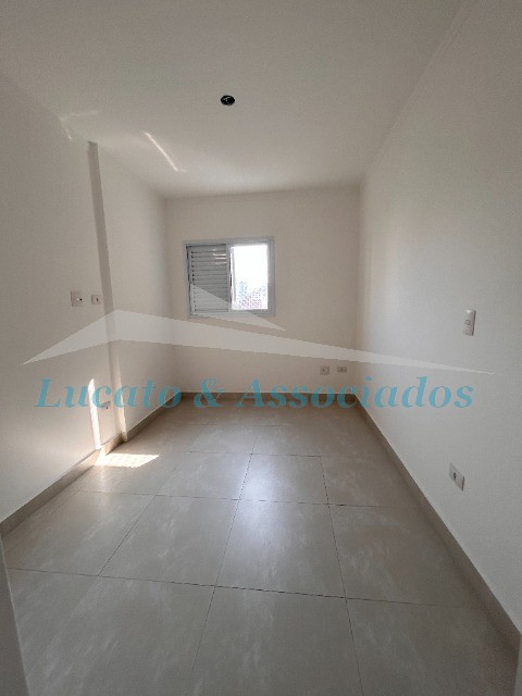 Apartamento à venda com 2 quartos, 64m² - Foto 11