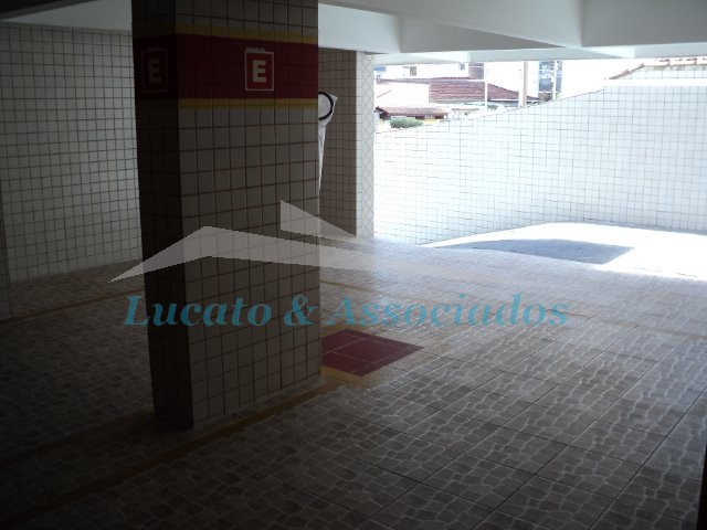 Apartamento à venda com 3 quartos, 200m² - Foto 5