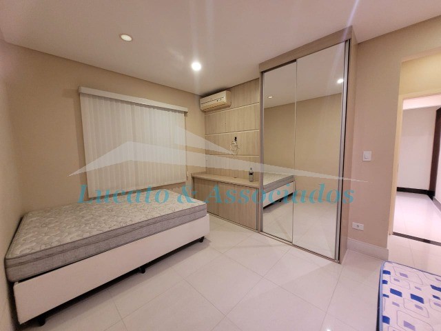 Apartamento à venda com 3 quartos, 200m² - Foto 25