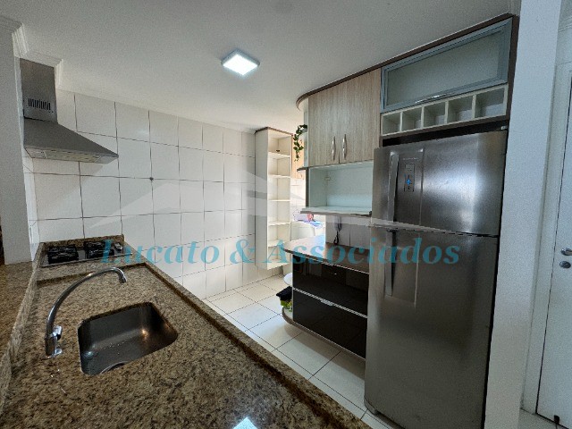 Apartamento à venda com 2 quartos, 69m² - Foto 28