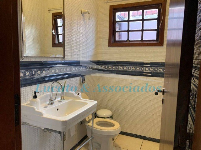 Casa de Condomínio à venda com 3 quartos, 220m² - Foto 18