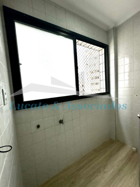 Apartamento à venda com 1 quarto, 39m² - Foto 11