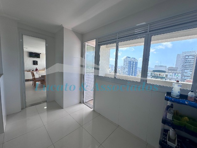 Apartamento para alugar com 3 quartos, 151m² - Foto 45