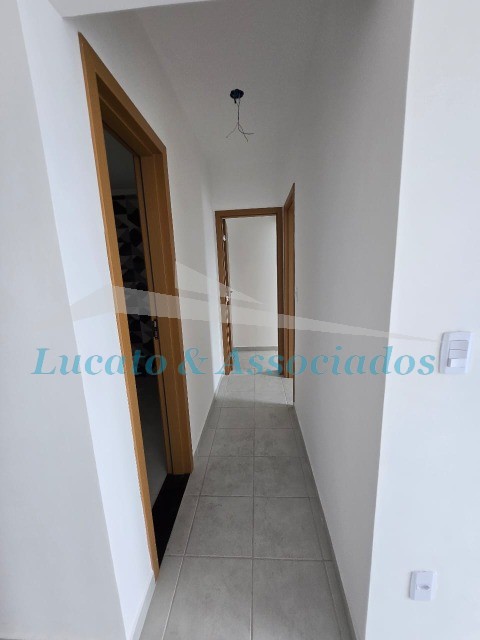 Apartamento à venda com 2 quartos, 61m² - Foto 15