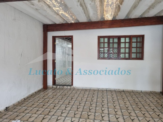 Casa para alugar com 3 quartos, 140m² - Foto 2