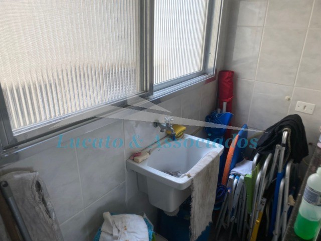 Apartamento à venda com 2 quartos, 55m² - Foto 12