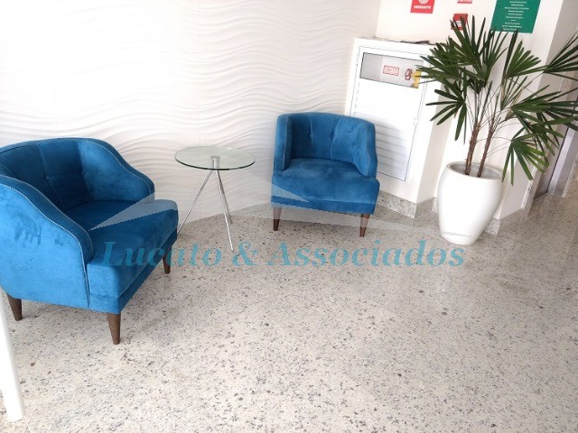 Apartamento à venda com 2 quartos, 60m² - Foto 2