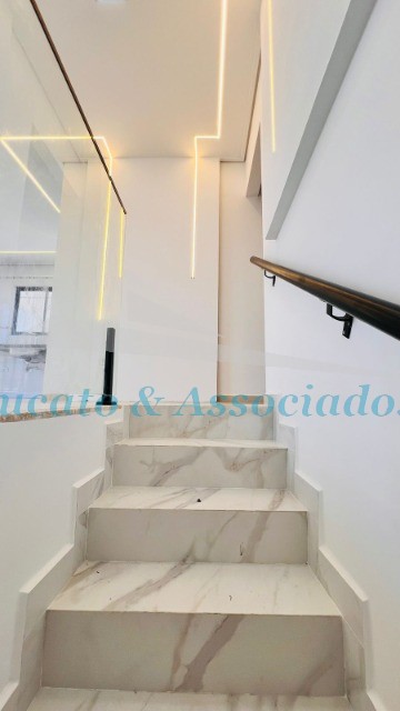 Casa à venda com 2 quartos, 54m² - Foto 10