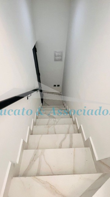 Casa à venda com 2 quartos, 54m² - Foto 14