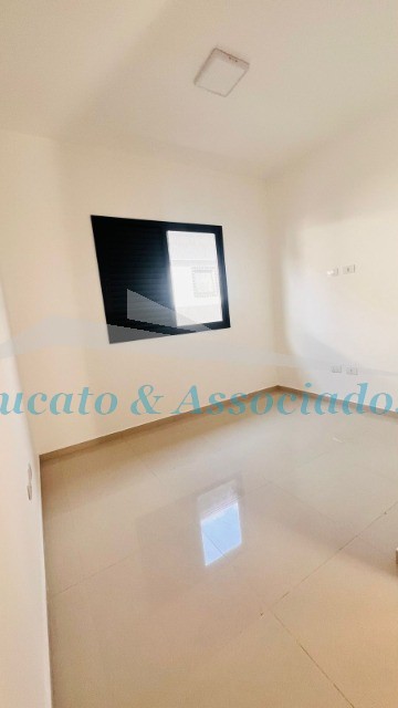 Casa à venda com 2 quartos, 54m² - Foto 18