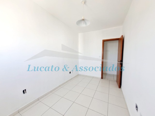 Apartamento à venda com 2 quartos, 60m² - Foto 19