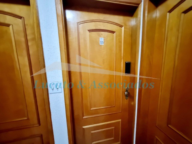 Apartamento à venda com 2 quartos, 60m² - Foto 9