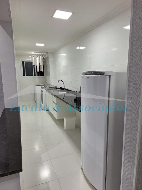 Apartamento à venda com 2 quartos, 72m² - Foto 40