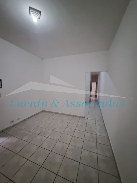 Casa para alugar com 3 quartos, 140m² - Foto 9