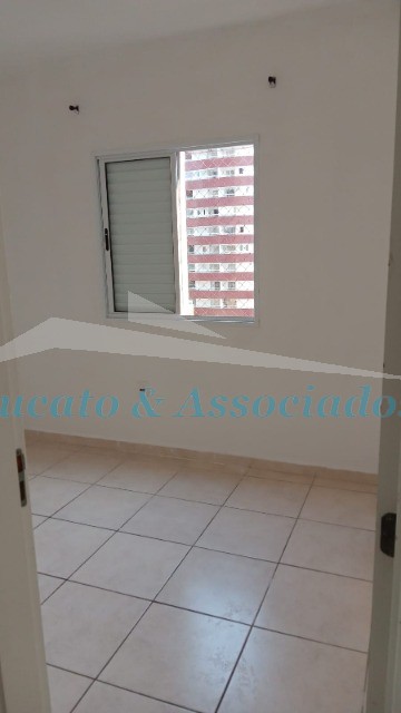 Apartamento à venda com 3 quartos, 74m² - Foto 14