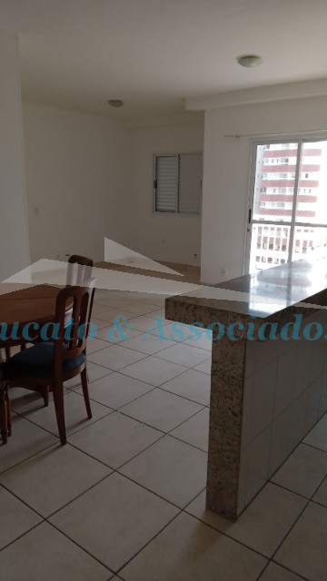 Apartamento à venda com 3 quartos, 74m² - Foto 8