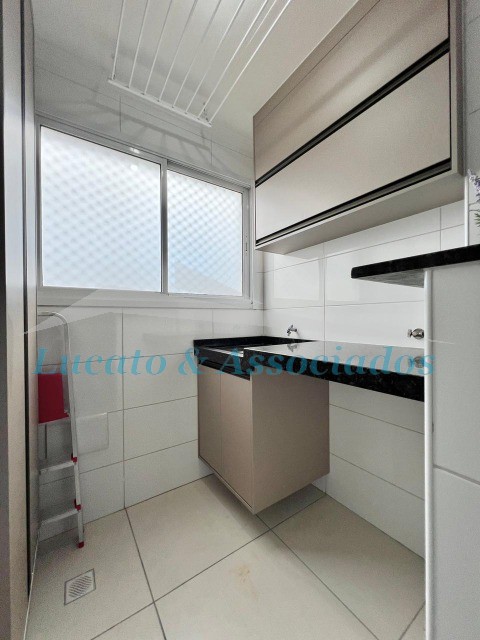 Apartamento à venda com 2 quartos, 60m² - Foto 23