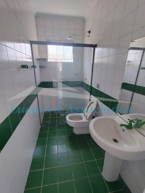 Apartamento para alugar com 2 quartos, 75m² - Foto 10