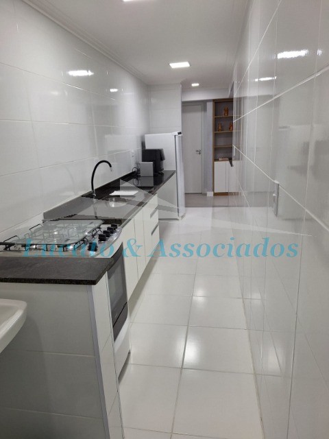 Apartamento à venda com 2 quartos, 72m² - Foto 41