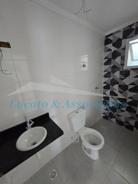 Apartamento à venda com 2 quartos, 61m² - Foto 12